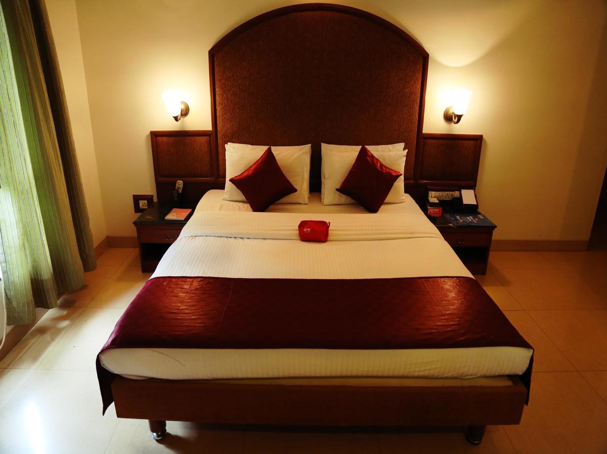 Hotel Srimaan Púna Kültér fotó