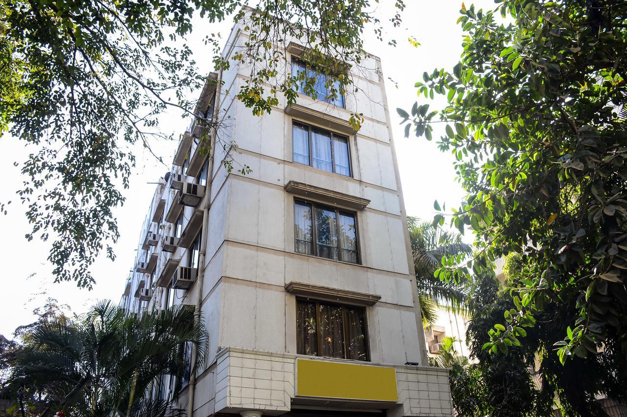 Hotel Srimaan Púna Kültér fotó