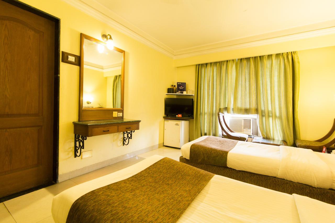 Hotel Srimaan Púna Kültér fotó